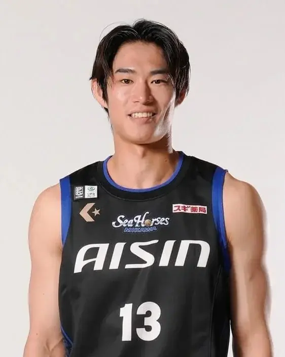 「身近な人へ感謝を」シーホース三河・須田侑太郎が国際女性デーに込めた想い。ミモザをあしらった特別シューズ着用と限定ギフト企画を実施 画像 2