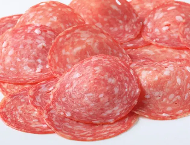 YouTuberヒカルプロデュース「一度食べたら止まらないやみつきミラノサラミ」発売！ 画像 3