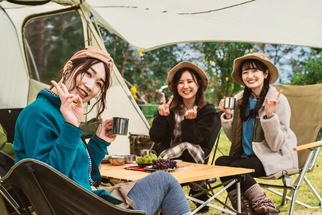 多摩川沿いに 泊まれる “野外映画館” が期間限定で登場!! アウトドア体験型劇場「URBAN CAMP & CINEMA」開催決定！ 画像 10