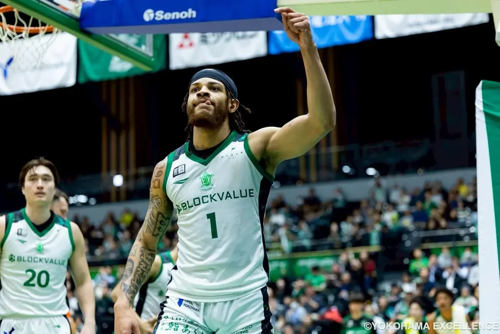 白い2ndユニフォームで躍動　横浜エクセレンス連勝