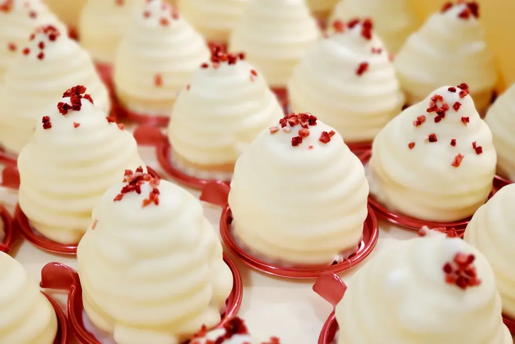 【3/14限定】1時間で1,500個“即完売”！伝説の苺シャンティーが「ホワイトシャンティ」として1日限定復活！ 画像 15