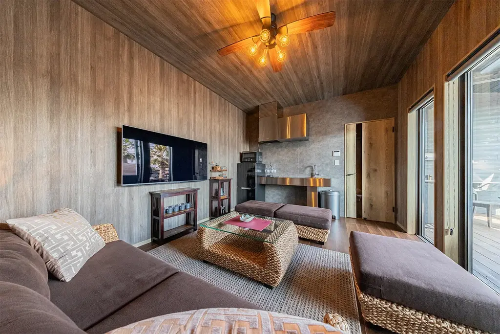 【3周年×新客室】サウナ&グランピング「SISU」が開業3周年。ReFaを完備した最高級「スイートヴィラ」誕生と、3周年を記念した20%OFF謝恩キャンペーンを開催！ 画像 8