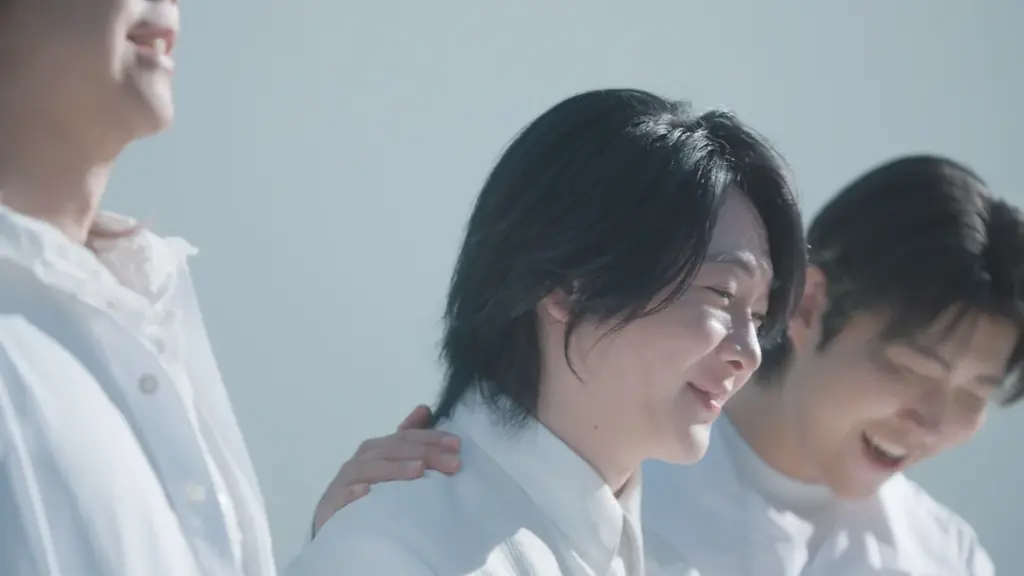 Mrs. GREEN APPLEと浜辺美波さんが初めて知る「肌のほんとうのこと」　日本初のAI角層解析「FANCL SKIN PATCH」新TVCM 画像 5