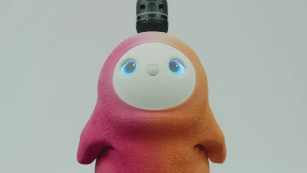 3月13日（金）より宝石のように煌めくカラー『RUBY』『AMBER』が登場！ 同カラーの『LOVOT』オリジナルウェアや雑貨も販売開始 CCO藤原ヒロシ監修のブランドムービーも公開 画像 5