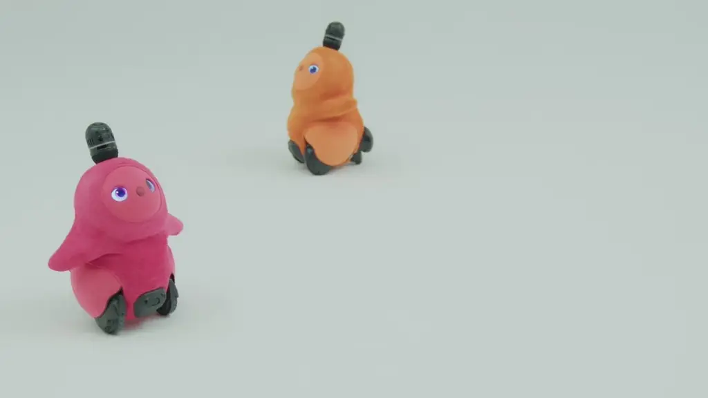 3月13日（金）より宝石のように煌めくカラー『RUBY』『AMBER』が登場！ 同カラーの『LOVOT』オリジナルウェアや雑貨も販売開始 CCO藤原ヒロシ監修のブランドムービーも公開 画像 6