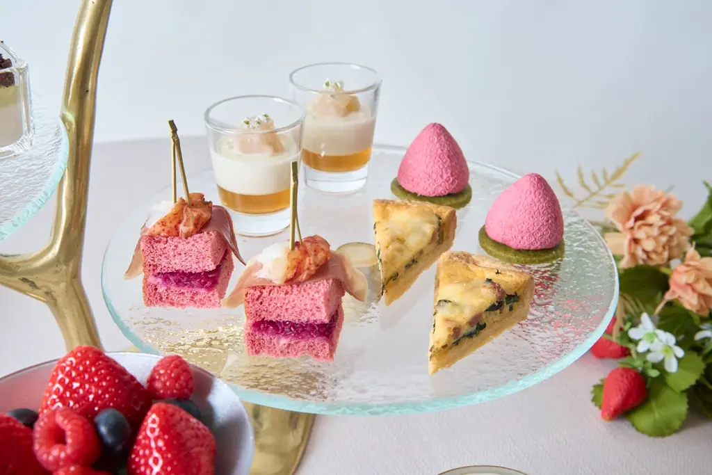 TIAD, AUTOGRAPH COLLECTION　愛知のブランドいちご舞苺（まいいちご）を味わうストロベリーアフタヌーンティーが4月12日まで延長決定！ 画像 4