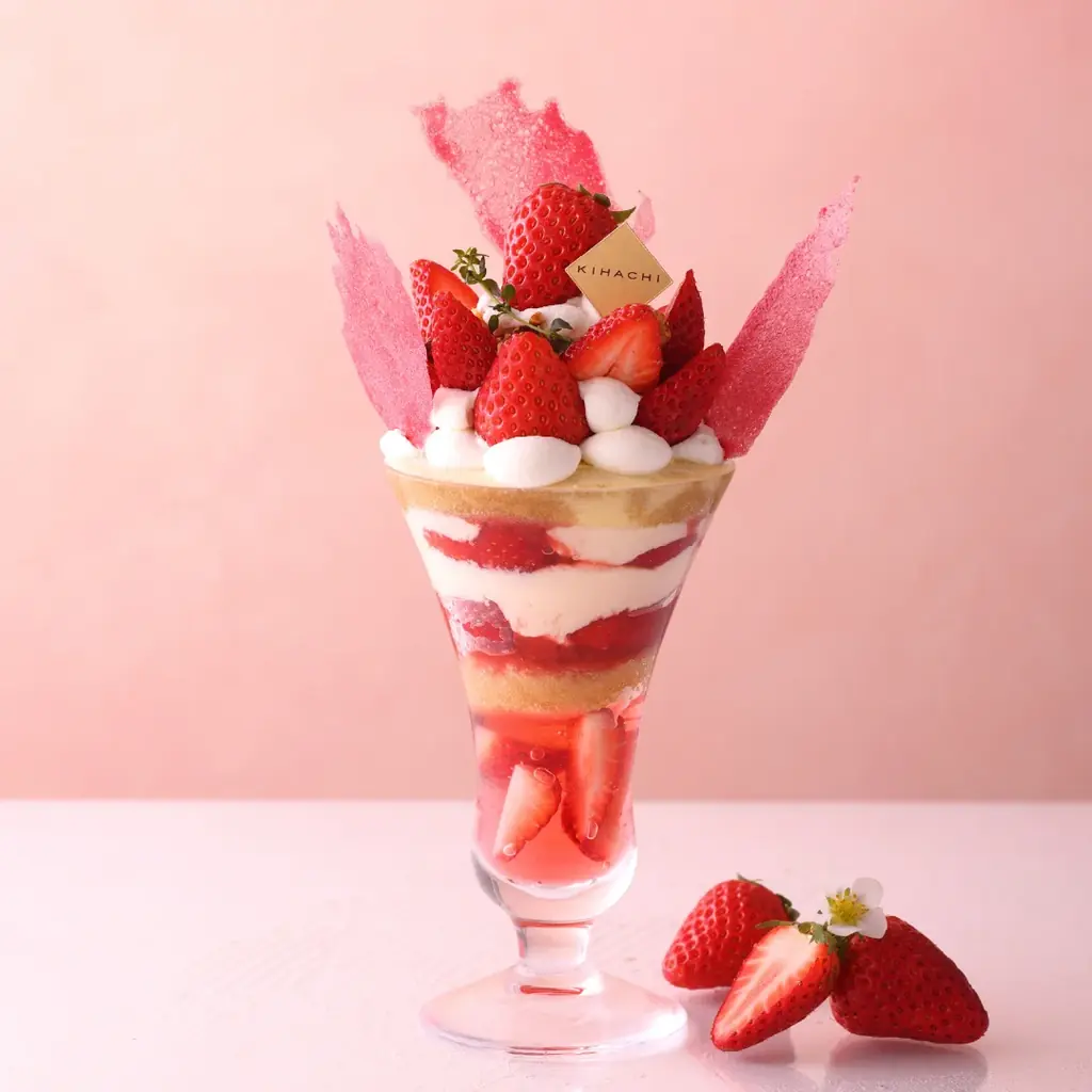 【キハチ カフェ】モンブランとティラミスをイメージした春いちごのパフェ2種やクレープなど「春のストロベリーフェア」開催 画像 6