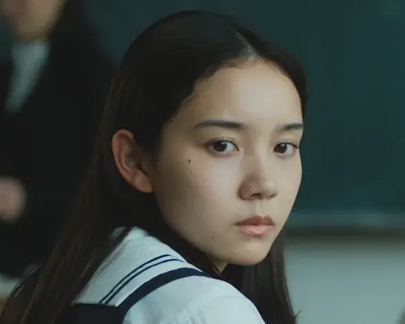 ギークピクチュアズ 配給・宣伝｜一度触れたら逃れられない“新感覚”スクリーンタイム・ホラー誕生、映画『インビジブルハーフ』7月31日（金）ヒューマントラストシネマ渋谷ほか、全国公開決定！ 画像 3