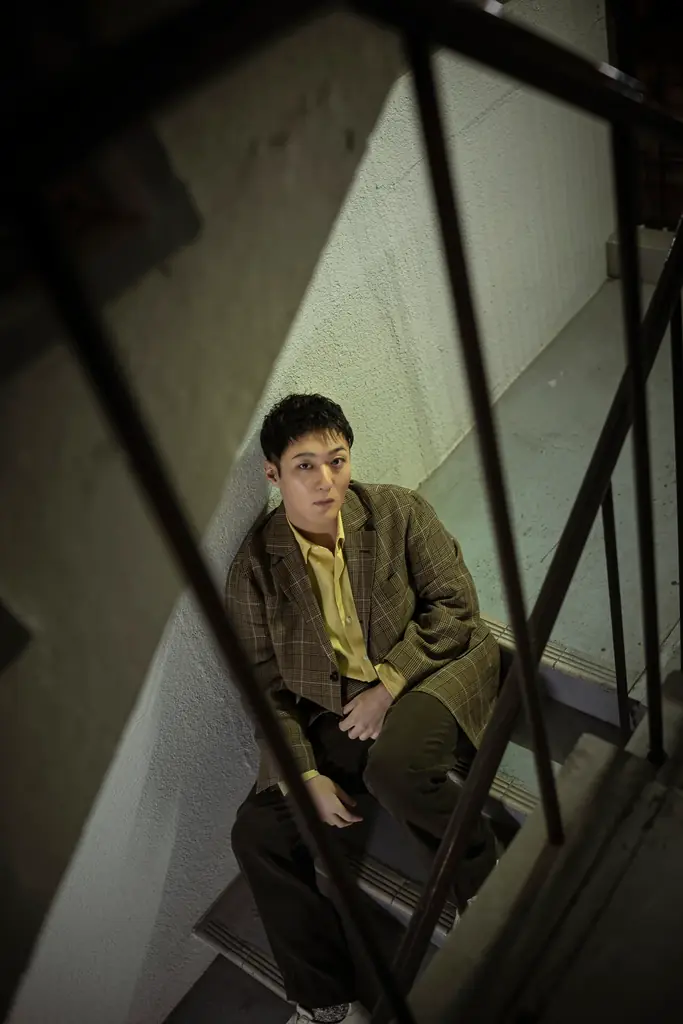 道枝駿佑が表紙巻頭に単独初登場！『+act.（プラスアクト） 4月号』 さらに新連載２本が同時始動 画像 3