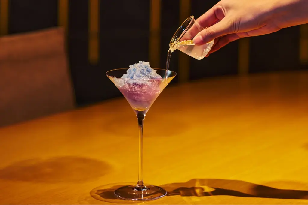 【リゾナーレ熱海】熱海名物の花火を＂食べる＂体験。夏の夜空に輝く花火に包まれる「花火アフタヌーンティー」初開催 画像 3