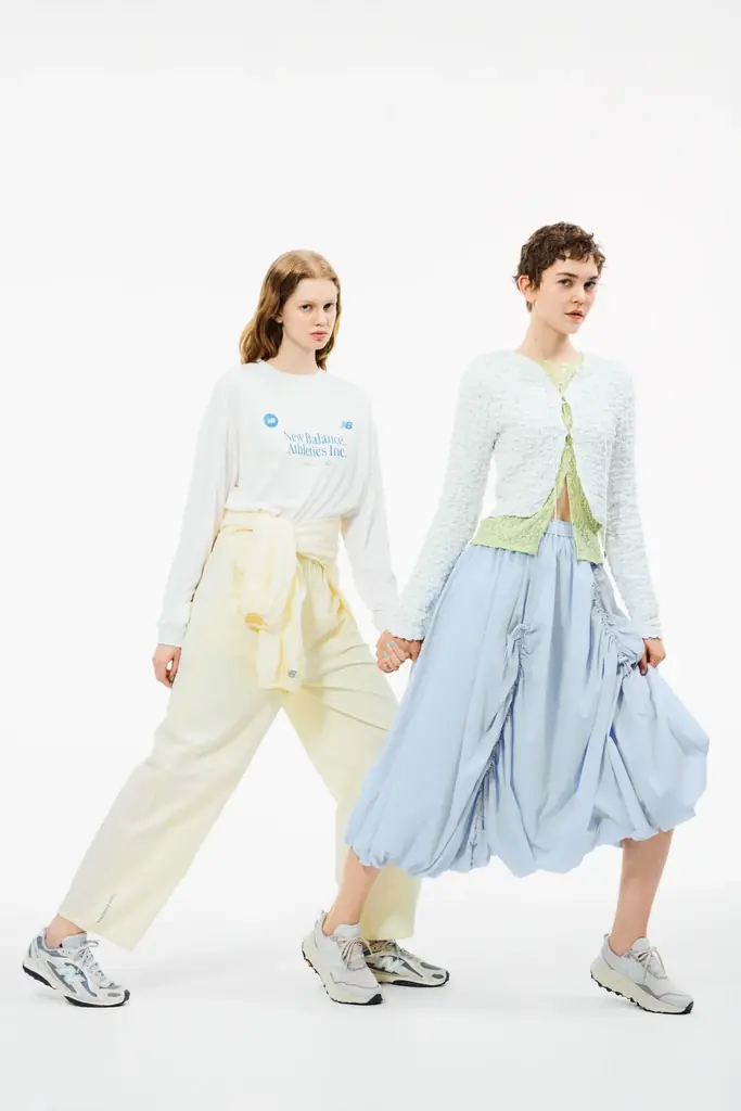 【emmi(エミ)】今シーズンを彩るスニーカーが一堂に集結！emmi SNEAKER FES企画を公開！＜3月11日(水)12:00オンラインストアにて先行予約スタート＞ 画像 5