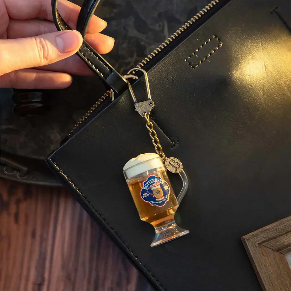 今年も「バタービール・シーズン」がやってくる！2026年3月13日(金)より「ハリー・ポッター　マホウドコロ」にて、魔法界で人気の飲み物「バタービール」をモチーフにした新商品が登場 画像 5