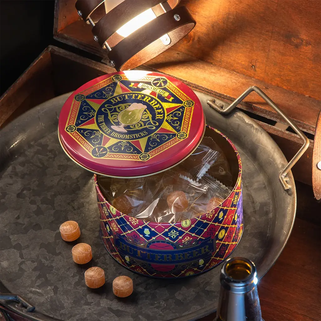今年も「バタービール・シーズン」がやってくる！2026年3月13日(金)より「ハリー・ポッター　マホウドコロ」にて、魔法界で人気の飲み物「バタービール」をモチーフにした新商品が登場 画像 9