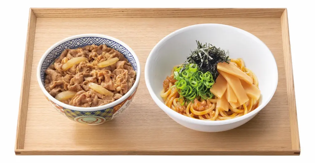 牛丼＋油そばを新定番に！吉野家『牛丼・油そばセット』を3月12日から販売開始 画像 2