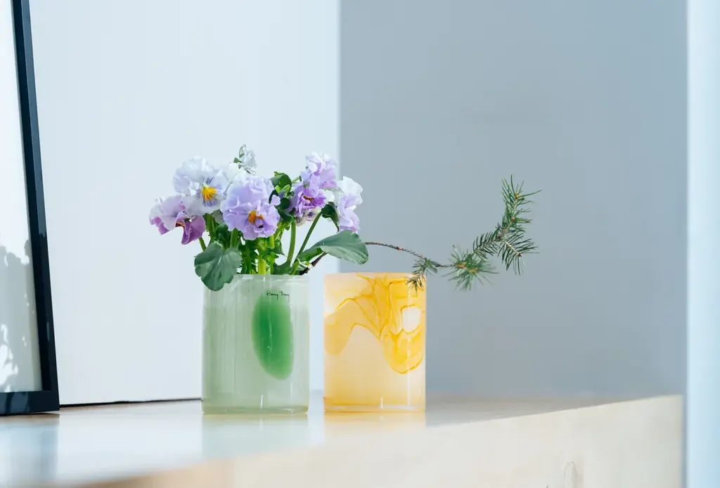 【３月11日から】春の気配を感じるインセンスや、春らしいカラーリングの新作フラワーベースなどを取りそろえたイベント「Scented Spaces」を全国のBASIC AND ACCENTで開催。 画像 2