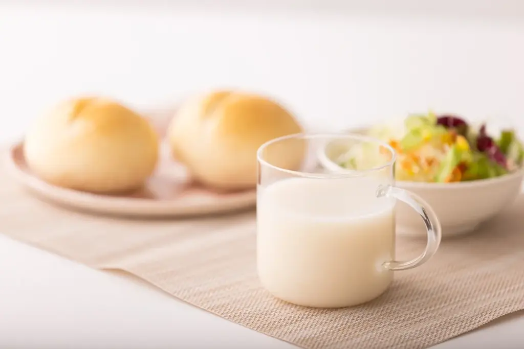 夏場の栄養補給や熱中症対策に◎ 塩レモン味の米糀ドリンク「糀のめぐみ　塩レモン」が新発売 画像 3