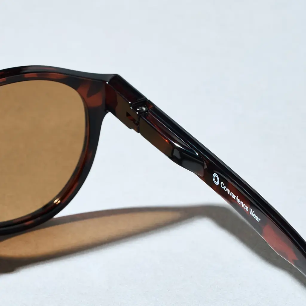 「コンビニエンスウェア」昨年の大ヒット商品「コンビニサングラス」にブラウン2色を追加！「長袖アウターTシャツ」は普段使いしやすい白黒ボーダーが登場 画像 8