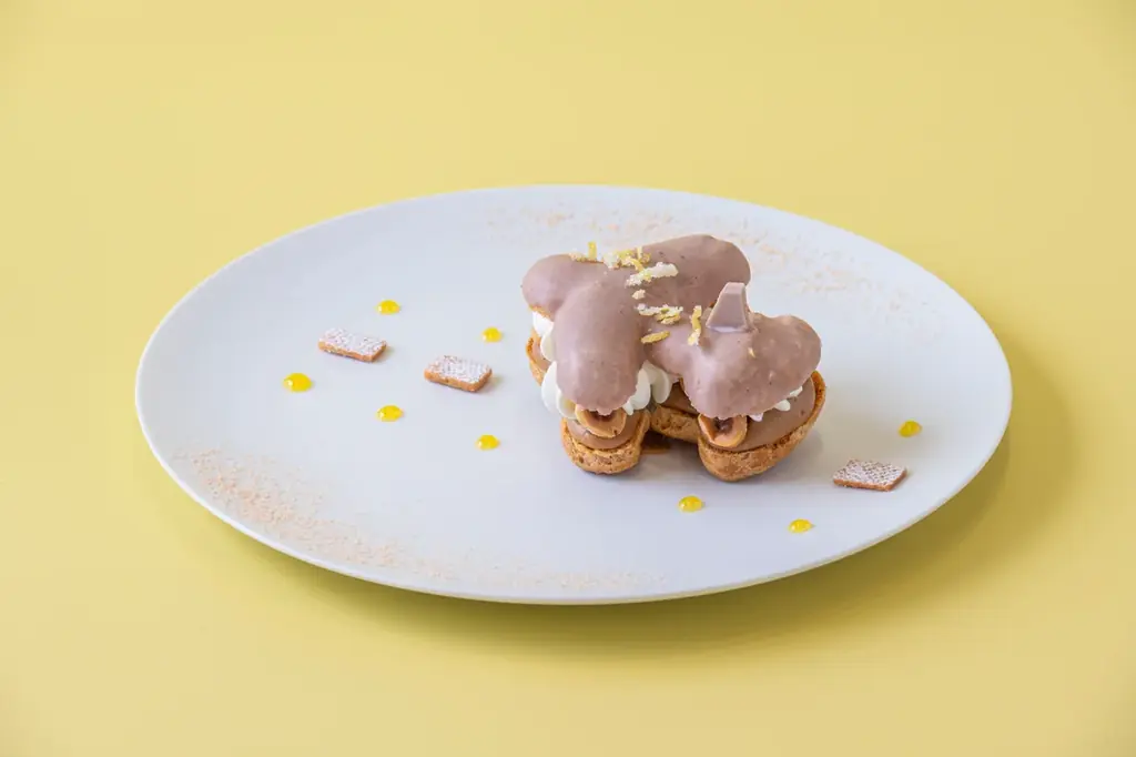 【羽田エクセルホテル東急】羽田のホテルでしか味わえない“飛行機シュー”が限定フレーバーに！羽田空港直結の開放感と旅の合間に楽しむ、空港アフタヌーンティー！ 画像 2