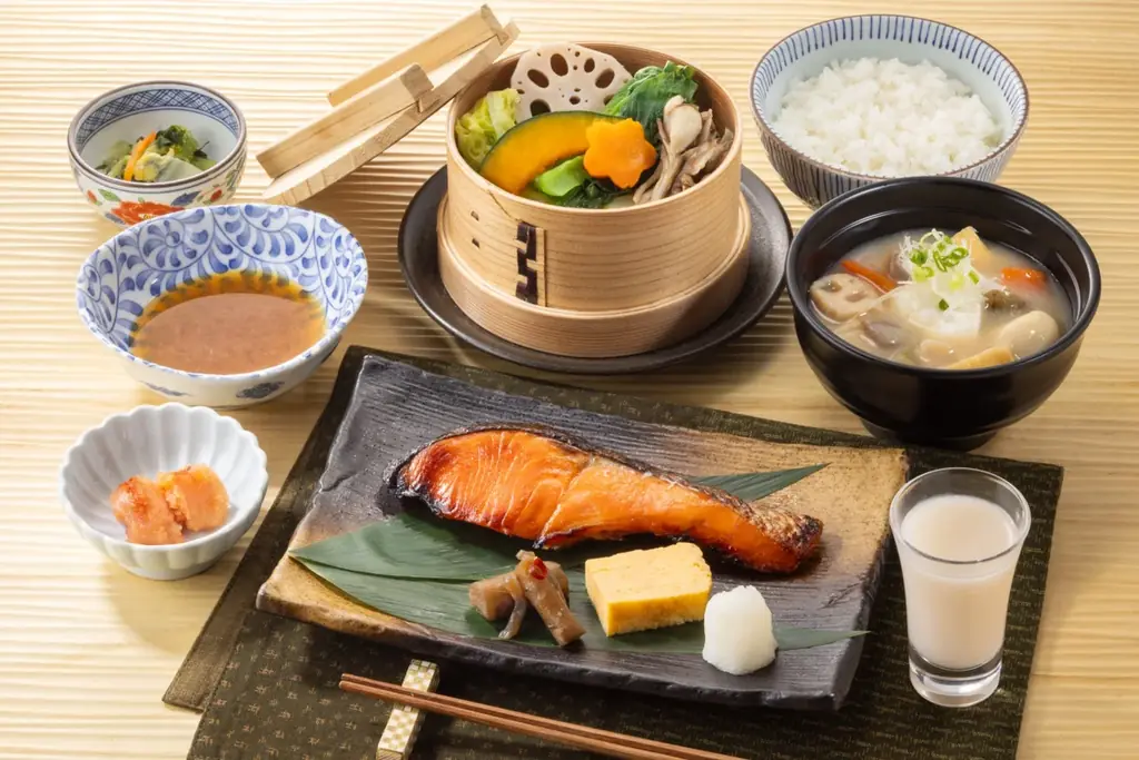 ～藍屋に春の味覚が集結～春彩の「ばらちらし」や活〆真鯛の「釜めし」が登場！麹パワーで整える、“八海山こうじ”使用の美膳メニューも 画像 3