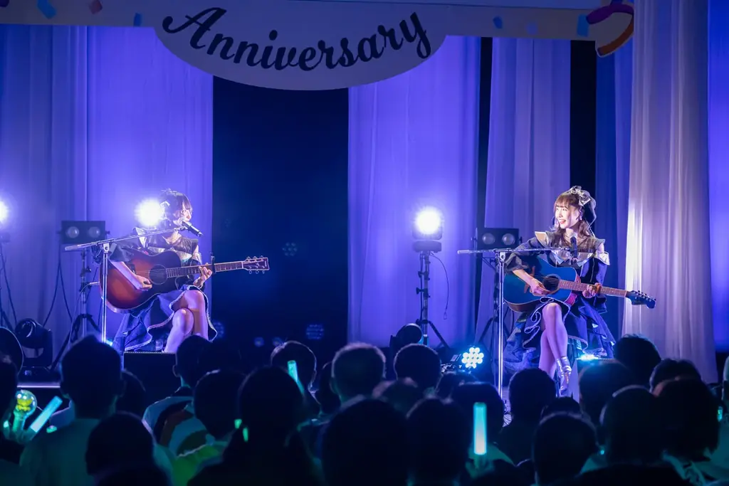 佐久間宣行プロデュース「ラフ×ラフ」が結成3周年ライブを開催！活動休止中の吉村萌南が電撃復帰、8人揃って新曲「Yondanda」を初披露 画像 4