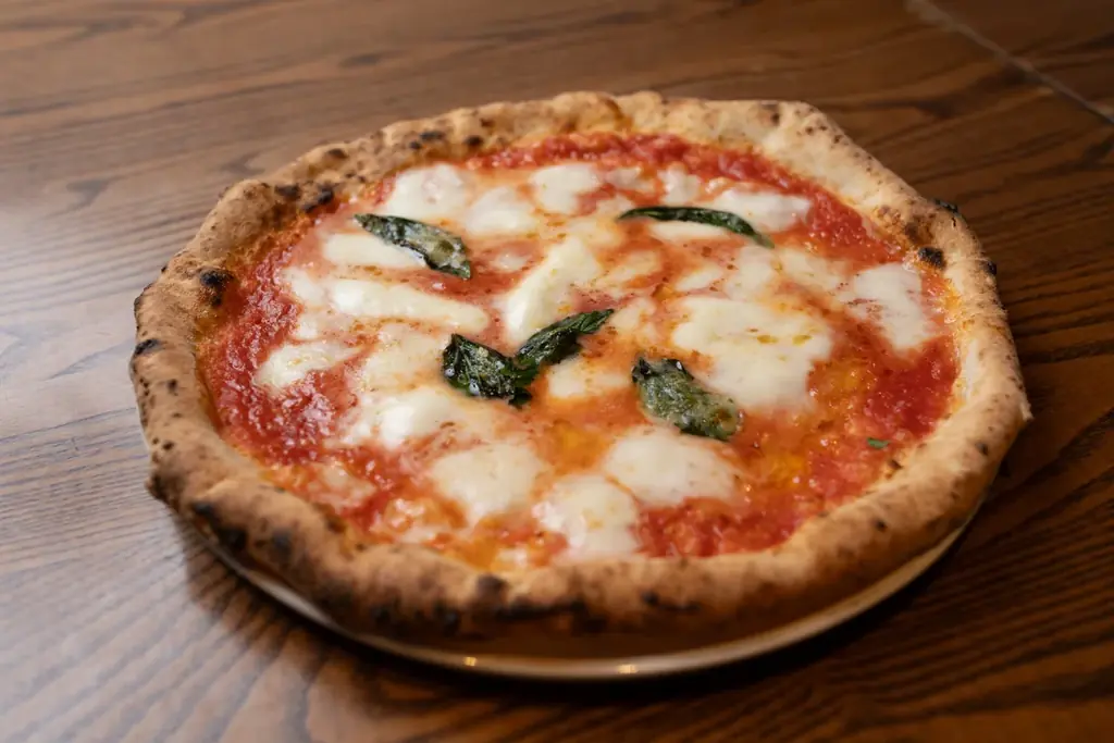 【宮崎・青島に400坪の薪窯イタリアン誕生】古民家再生レストラン『アレグロアオシマ』が4月15日オープン。薪窯ナポリピッツァと宮崎食材を軸に、観光地青島の新たな食の拠点となる大衆イタリアンが誕生！ 画像 7