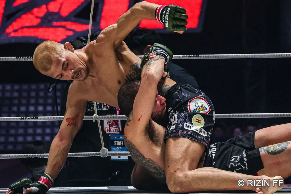 朝倉未来の愛弟子・秋元強真が北米メジャー元世界王者にTKO勝利！当日は13,307人が来場し、Xの世界トレンドTOP.5入りで大きな話題に！ 画像 13