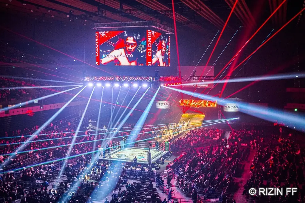 朝倉未来の愛弟子・秋元強真が北米メジャー元世界王者にTKO勝利！当日は13,307人が来場し、Xの世界トレンドTOP.5入りで大きな話題に！ 画像 17