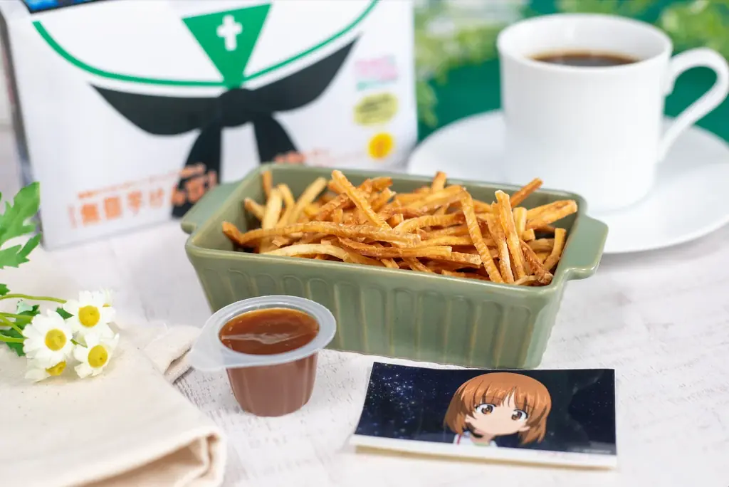 茨城発「無限芋けんぴ」に 『ガールズ＆パンツァー 最終章』コラボ新作登場 限定ステッカー全6種（各商品3種）入り・2種を3月14日同時発売 画像 2