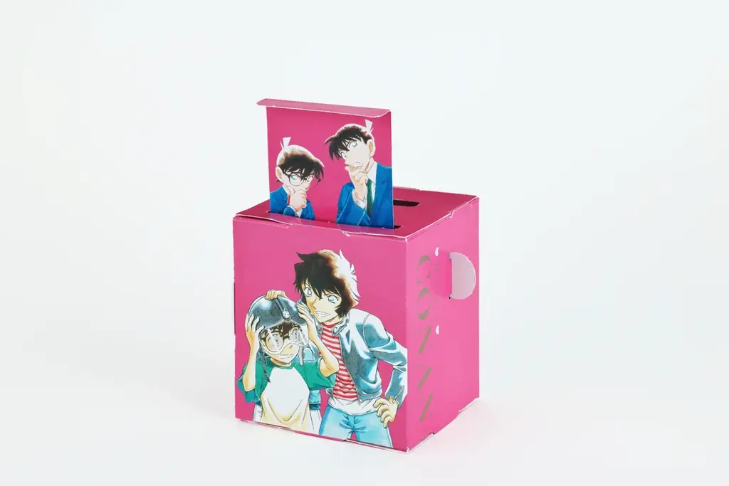 女性セブン最新号の特別付録は『名探偵コナン』オリジナル貯金箱と、新世代J-POPボーイズグループ「aoen」の豪華ピンナップ！ 画像 3