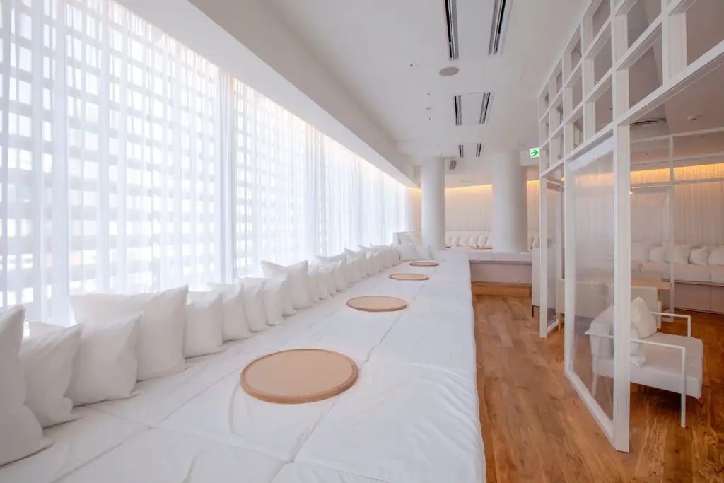 【クレオパトラも愛したとうわさの美のハーブが地域課題解決の主役！】鳥取県南部町産「ローゼル」オリジナルメニュー 期間限定展開 画像 12