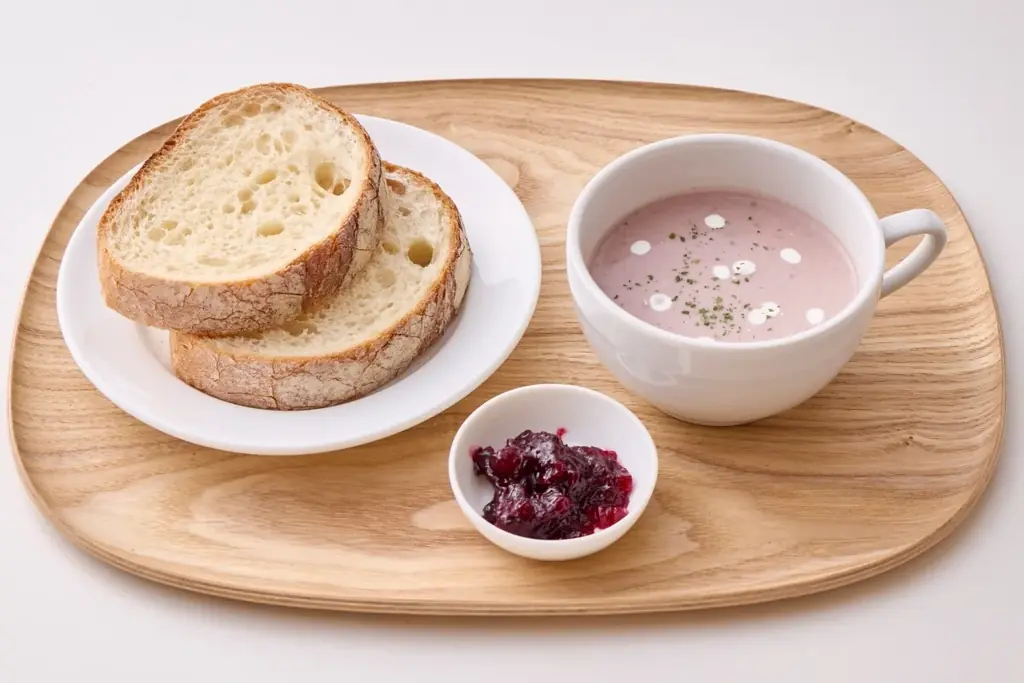 【クレオパトラも愛したとうわさの美のハーブが地域課題解決の主役！】鳥取県南部町産「ローゼル」オリジナルメニュー 期間限定展開 画像 5