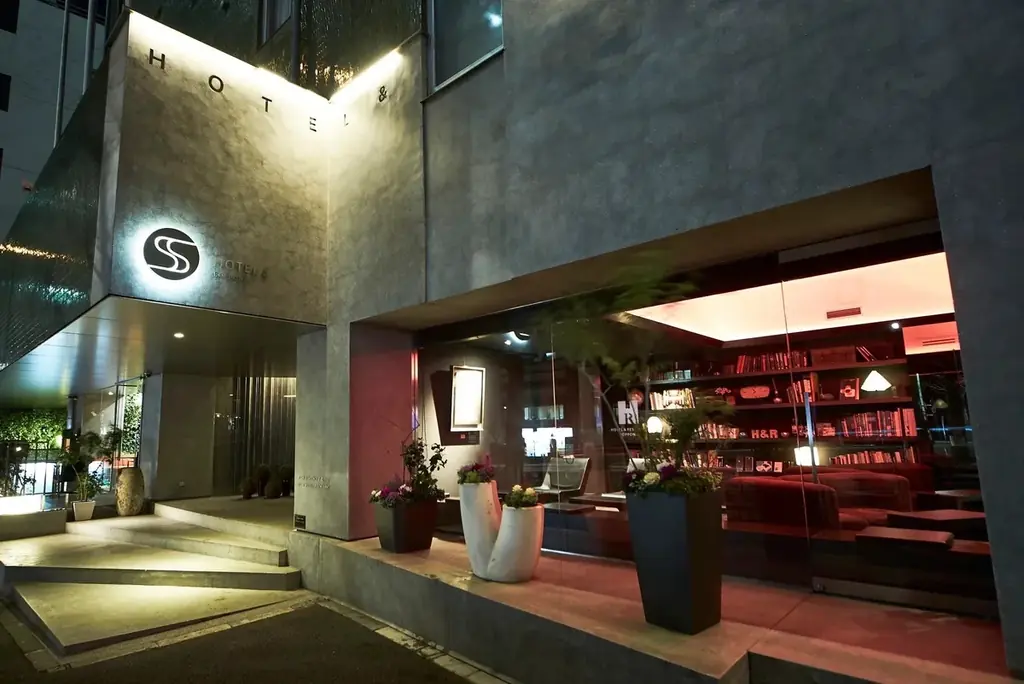 軽井沢の夜に響くサックスの音色とともに 至福のディナーを【レストラン 「ピレネー」】 画像 11