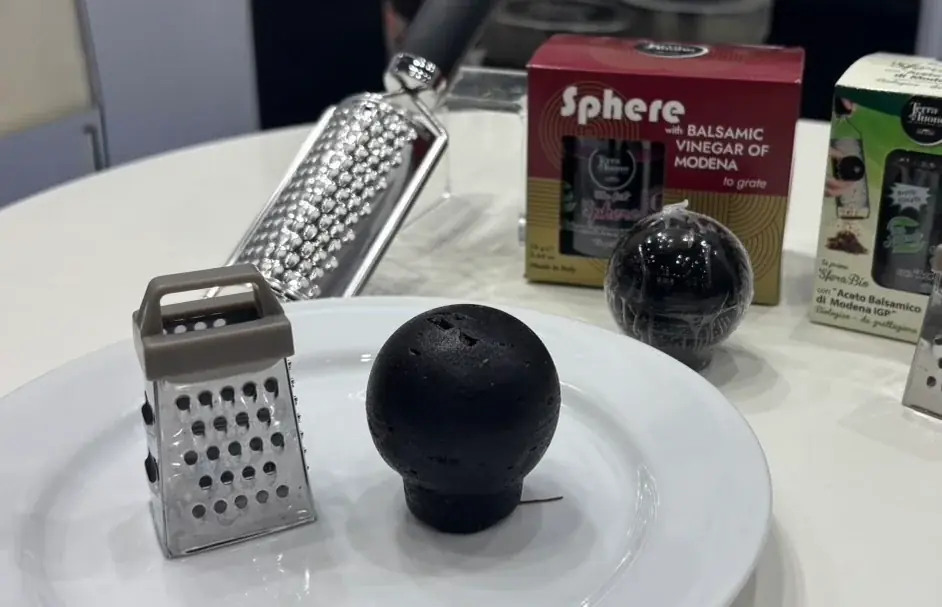 FOODEX JAPANで見つける、2026年の食のトレンドの兆し！甘辛の新味覚 “Swicy（スウィーシー）”スナックやまるでヨーグルトな進化系こんにゃく、氷の要らないかき氷機まで 画像 12