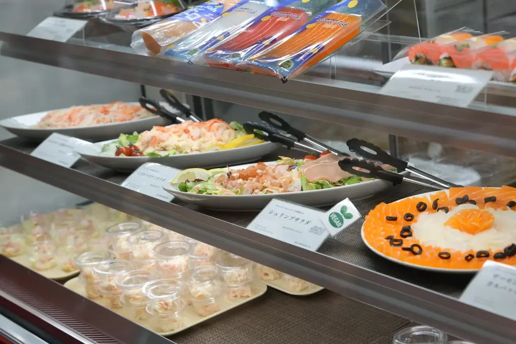 FOODEX JAPANで見つける、2026年の食のトレンドの兆し！甘辛の新味覚 “Swicy（スウィーシー）”スナックやまるでヨーグルトな進化系こんにゃく、氷の要らないかき氷機まで 画像 6