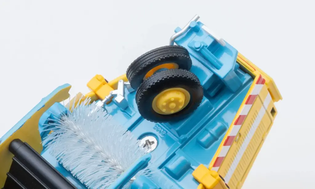 トミカリミテッド ヴィンテージ最多の可動ギミック！世界的に珍しい「三輪式道路清掃車」をミニカーで商品化「東急　ＳＷ２Ｚ２　道路清掃車」２０２６年８月発売 画像 15