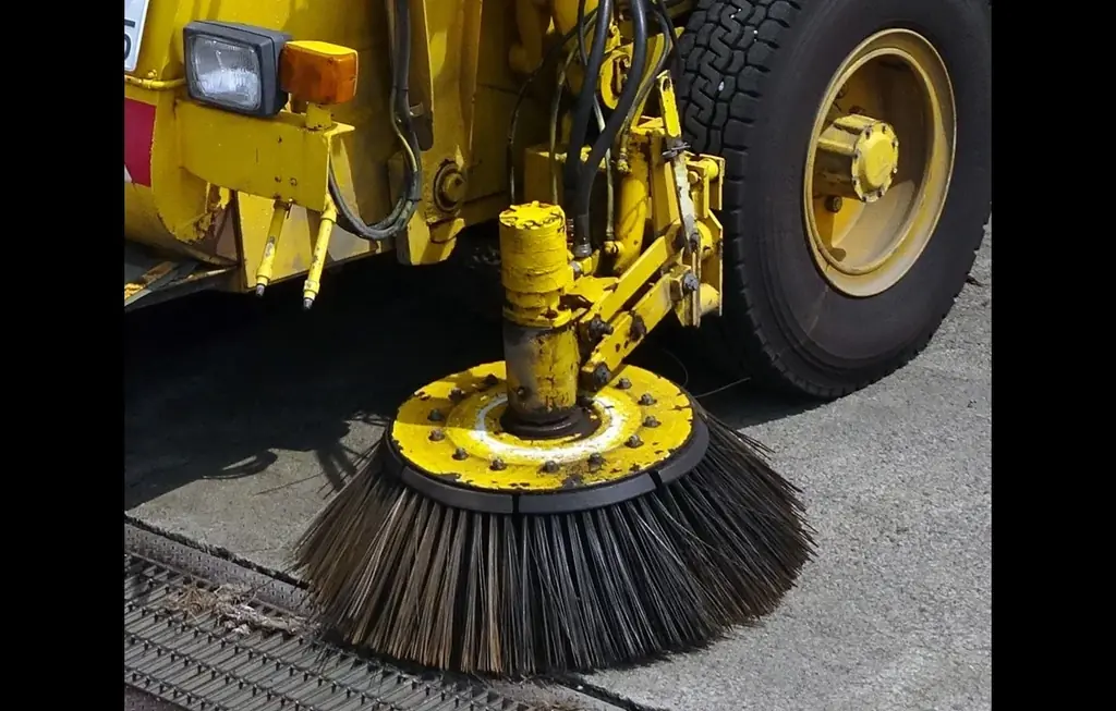 トミカリミテッド ヴィンテージ最多の可動ギミック！世界的に珍しい「三輪式道路清掃車」をミニカーで商品化「東急　ＳＷ２Ｚ２　道路清掃車」２０２６年８月発売 画像 7