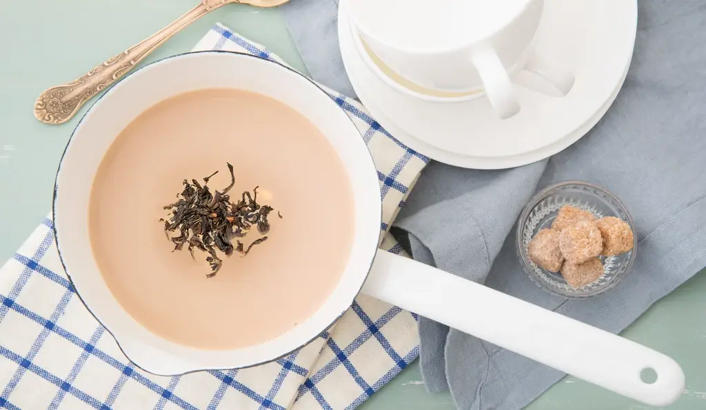 大人のロイヤルミルクティー「凛圓 ロイヤルミルクティー Premium」を販売開始 画像 3