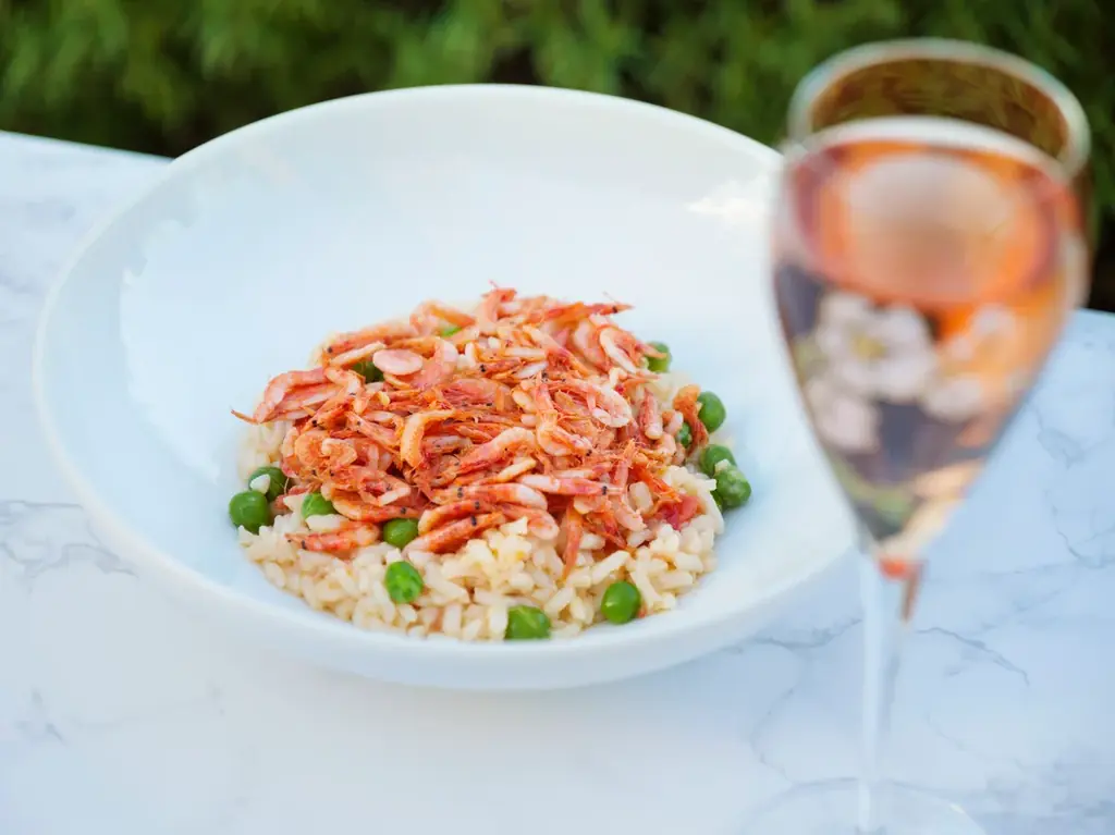 【東京ミッドタウン】桜舞う東京ミッドタウンに、春を感じるグルメが勢ぞろい！「Spring Gourmet」本日からスタート 画像 2