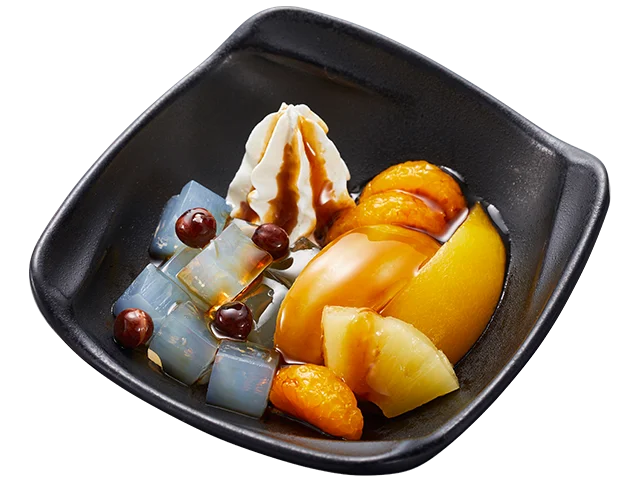 江戸創業・和菓子の老舗銘店「日本橋榮太樓」監修伝統の味をかっぱ寿司で楽しむ「フルーツみつ豆」と「クリームあんみつパフェ」が期間限定で登場！ 画像 2