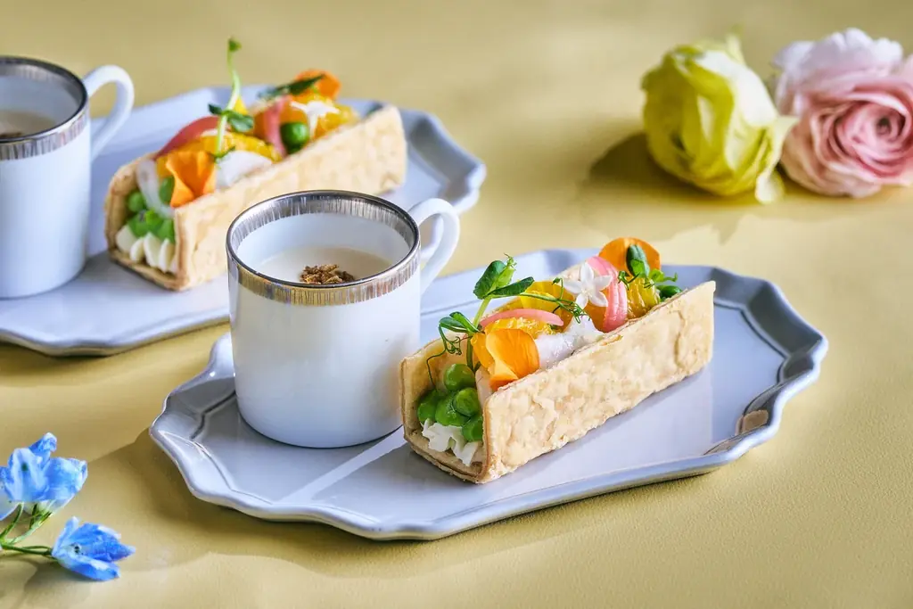 蝶々やミツバチが遊びに来る春のフローラルアフタヌーンティーFloral Blossom Afternoon Tea～Spring～を販売 ザ・プリンスギャラリー 東京紀尾井町 画像 5