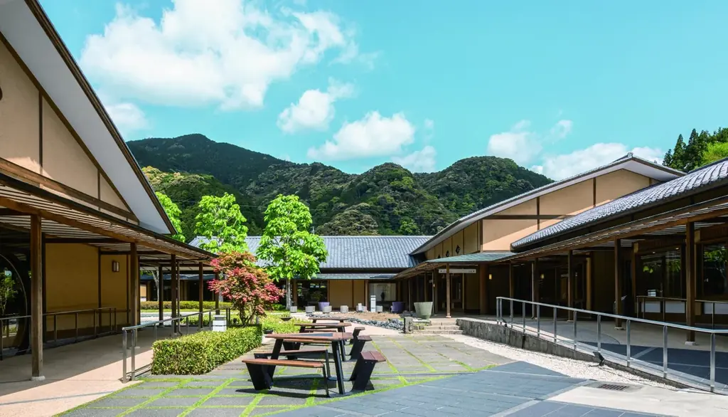 【cafe HACHI&MITSU】スイーツメニューがリニューアル！「はちみつレモンシフォン」や「焦がしはちみつのプリン」などのメニューが新登場 画像 11