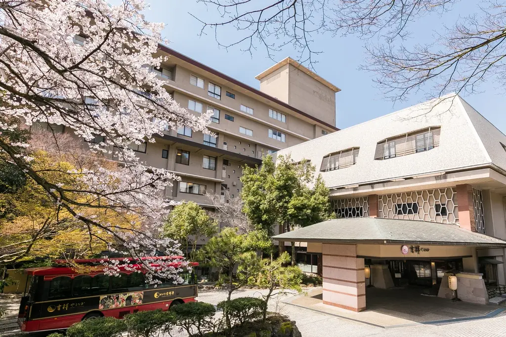 石川県加賀市「吉祥やまなか」2026年4月 New！【マインドフルネス・リトリート】 湯に癒やされ、空にほどける旅。 画像 18