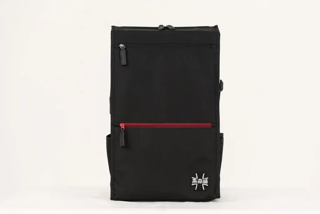 『ガールズ＆パンツァー 最終章』日常での普段使いができる、ゼロから新しく型を起こした二層式大容量の高機能自立収納鞄『ガルパンバックパック』2026年冬発売!!【AnotherAngle】 画像 24