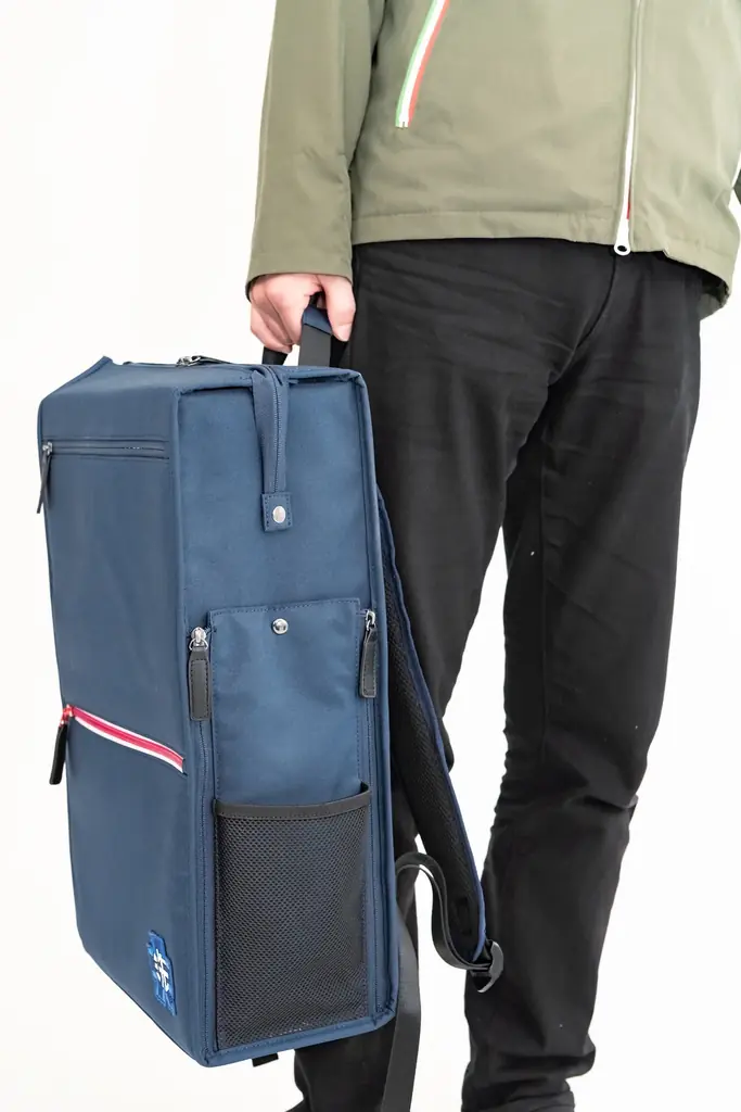 『ガールズ＆パンツァー 最終章』日常での普段使いができる、ゼロから新しく型を起こした二層式大容量の高機能自立収納鞄『ガルパンバックパック』2026年冬発売!!【AnotherAngle】 画像 5