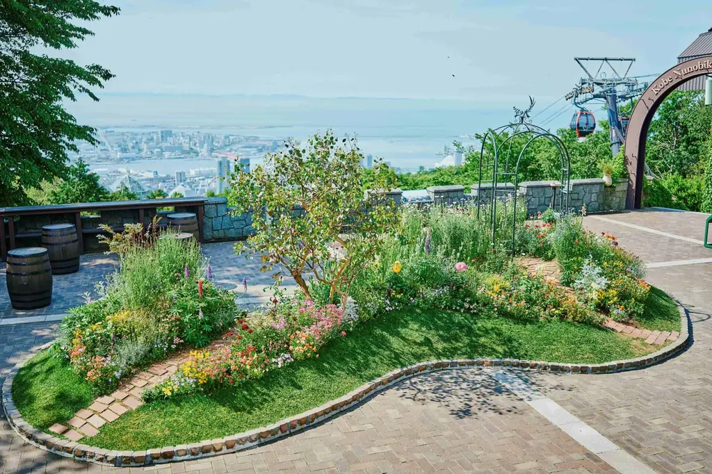 色鮮やかな春、到来。山上のリゾート”神戸布引ハーブ園”でGARDEN FEST 2026 -Spring-を開催。春色に彩るガーデン、爽やかな風と共に心地よい香りに包まれ、優雅な一日をお過ごしください 画像 26