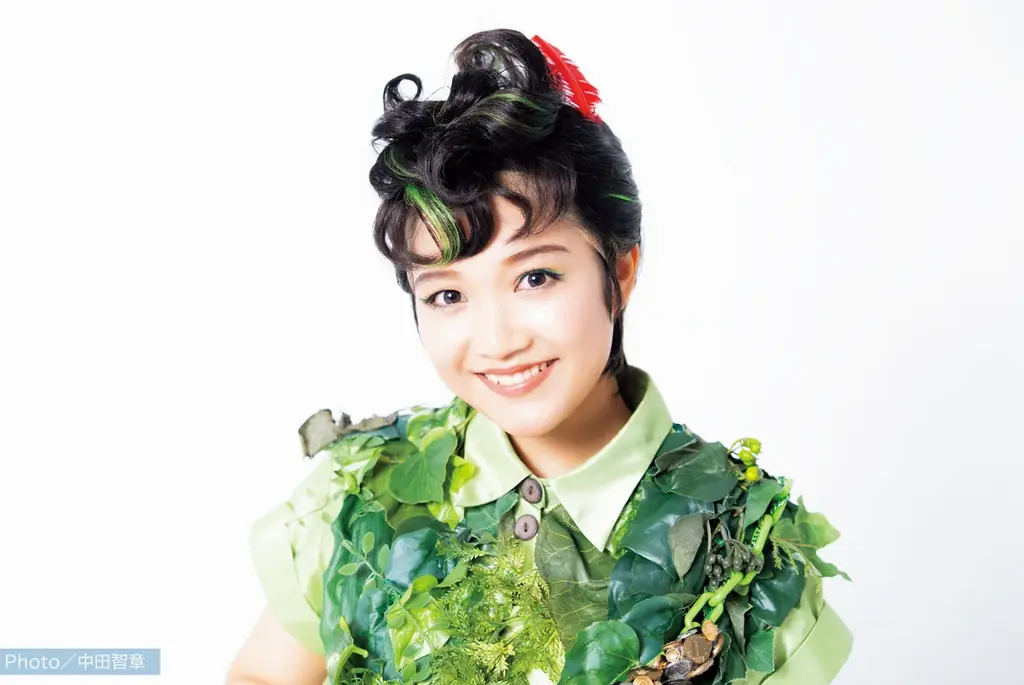 【本日発行】フリーペーパー『月刊ローチケ／月刊HMV&BOOKS』3月15日号の表紙・巻頭特集は「櫻坂46」＆「Mr.Children」！ 画像 5