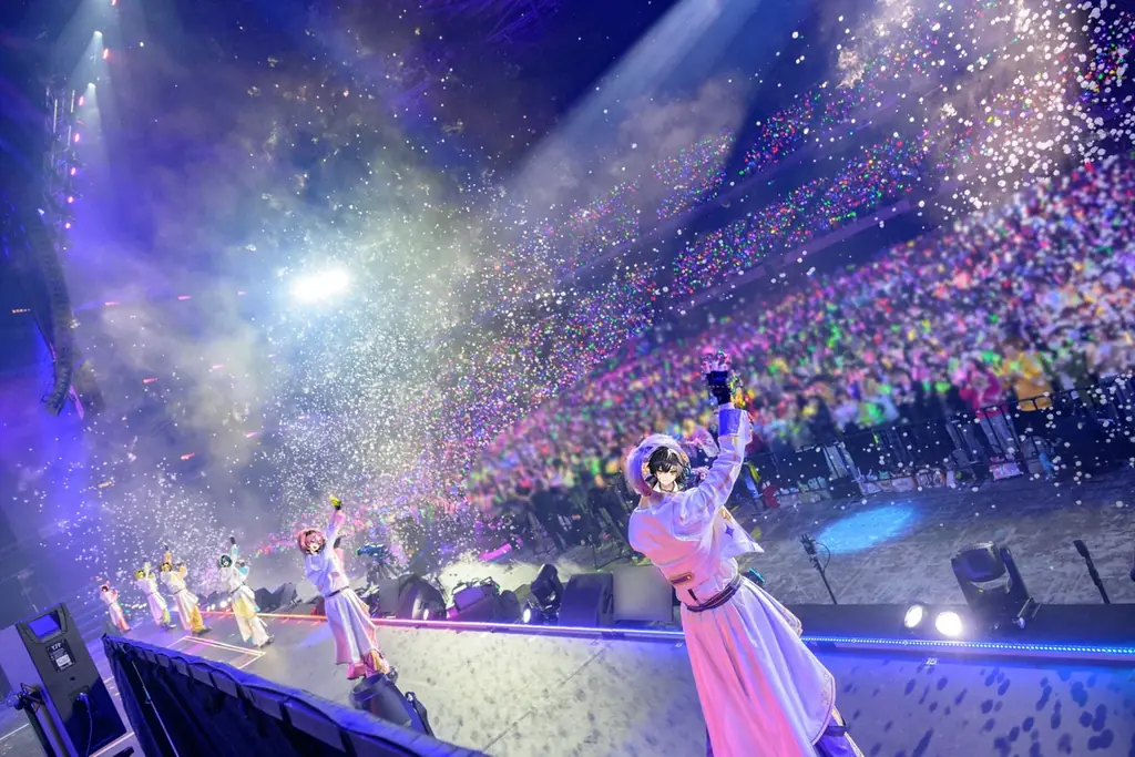 【ライブレポート】AMPTAKxCOLORSワンマンライブ 『AMPTAK海賊団xレインボーロード中88％』 画像 1