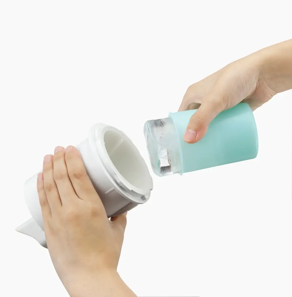 誕生から50年。なつかしくて愛らしい氷削り器「きょろちゃん」の写真を投稿して、レトロ柄ボトルを当てよう「今年も、きょろちゃんといっしょ。フォトコンテストキャンペーン」 画像 11