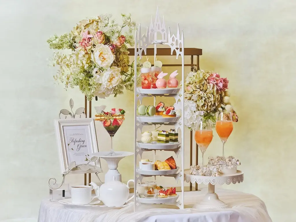 初夏のいちごと抹茶