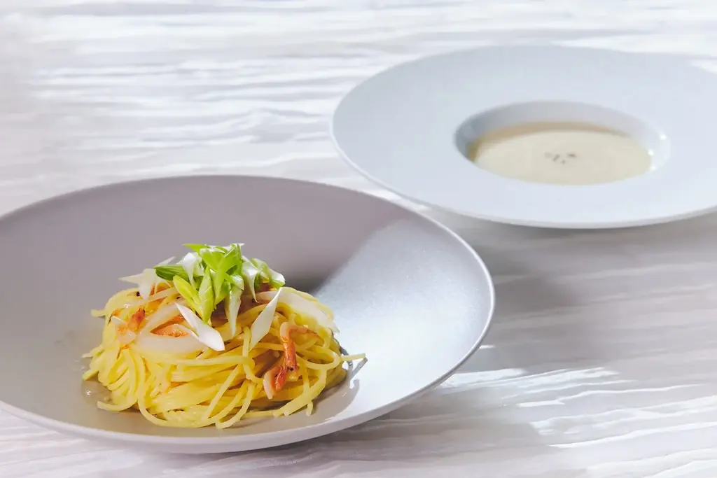 いちごと抹茶の甘美なマリアージュに心躍る！新緑の季節を楽しむスイーツコレクション『初夏のいちごと抹茶アフタヌーンティー』全国4都市で期間限定販売 画像 12